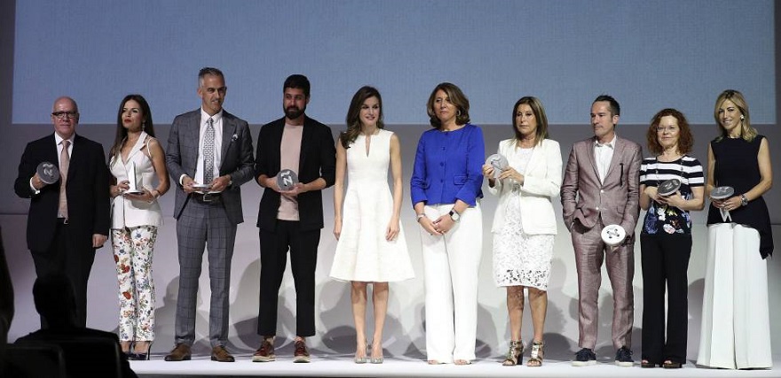 Hoy en el blog os contamos la entrega del Premio Nacional de Moda donde estuvo nominada Beatriz Alvaro