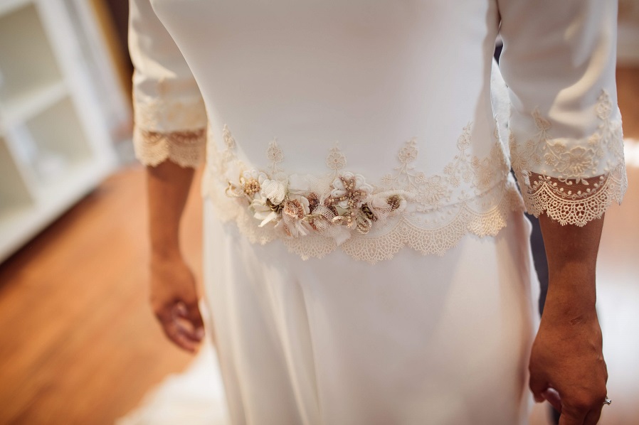 el vestido de novia en muselina de seda natural de Noelia en el blog de Beatriz Alvaro,