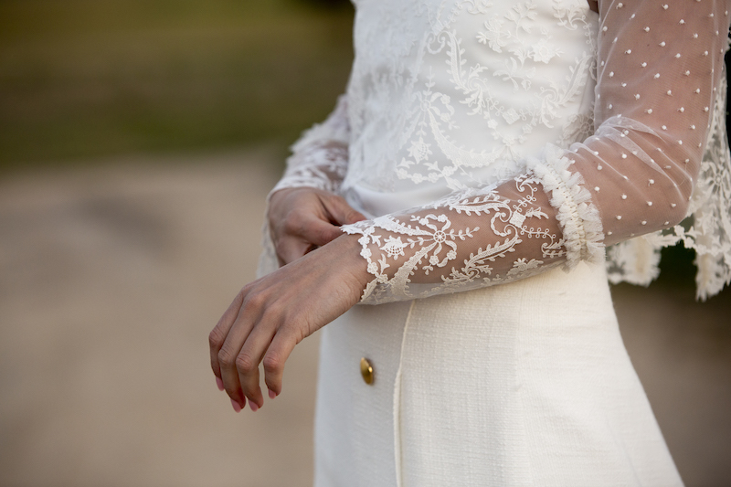 un vestido de novia de dos piezas para una segunda boda firmado por BeaTRIZ alVARO