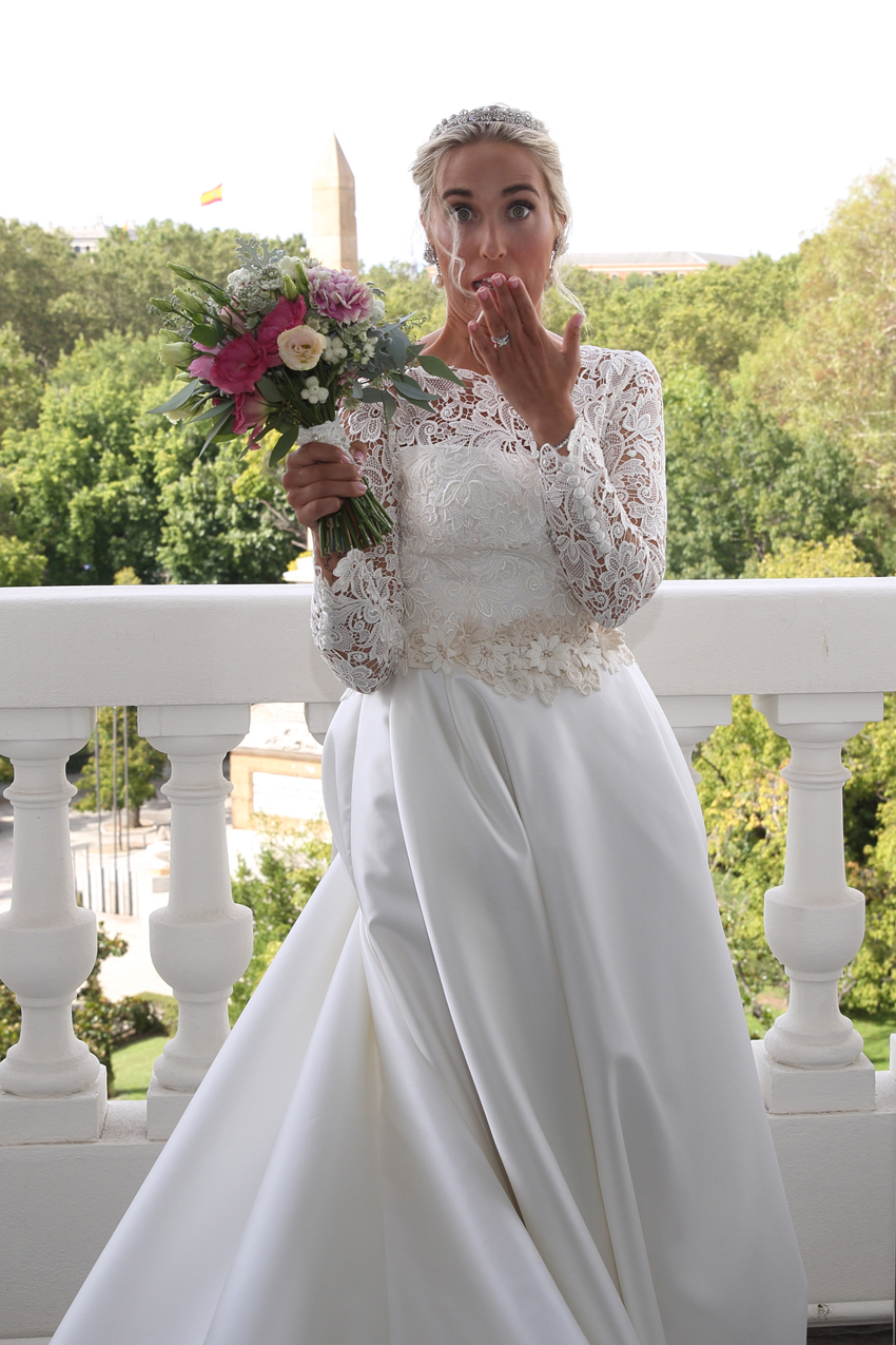 beatriz alvaro - coleccion - novias - 2016 - carmen (6)