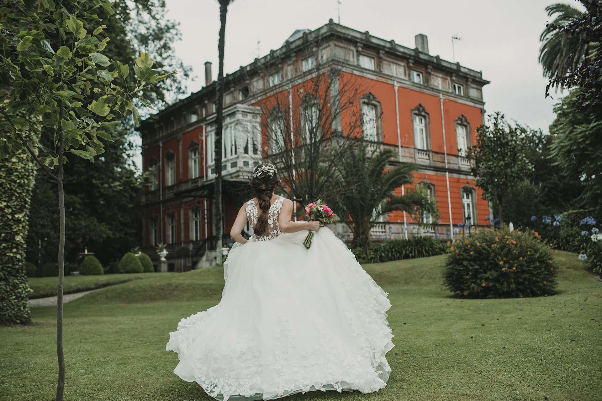 beatriz alvaro - coleccion - novias - 2018 - PaulaySergio (CAMBIA)