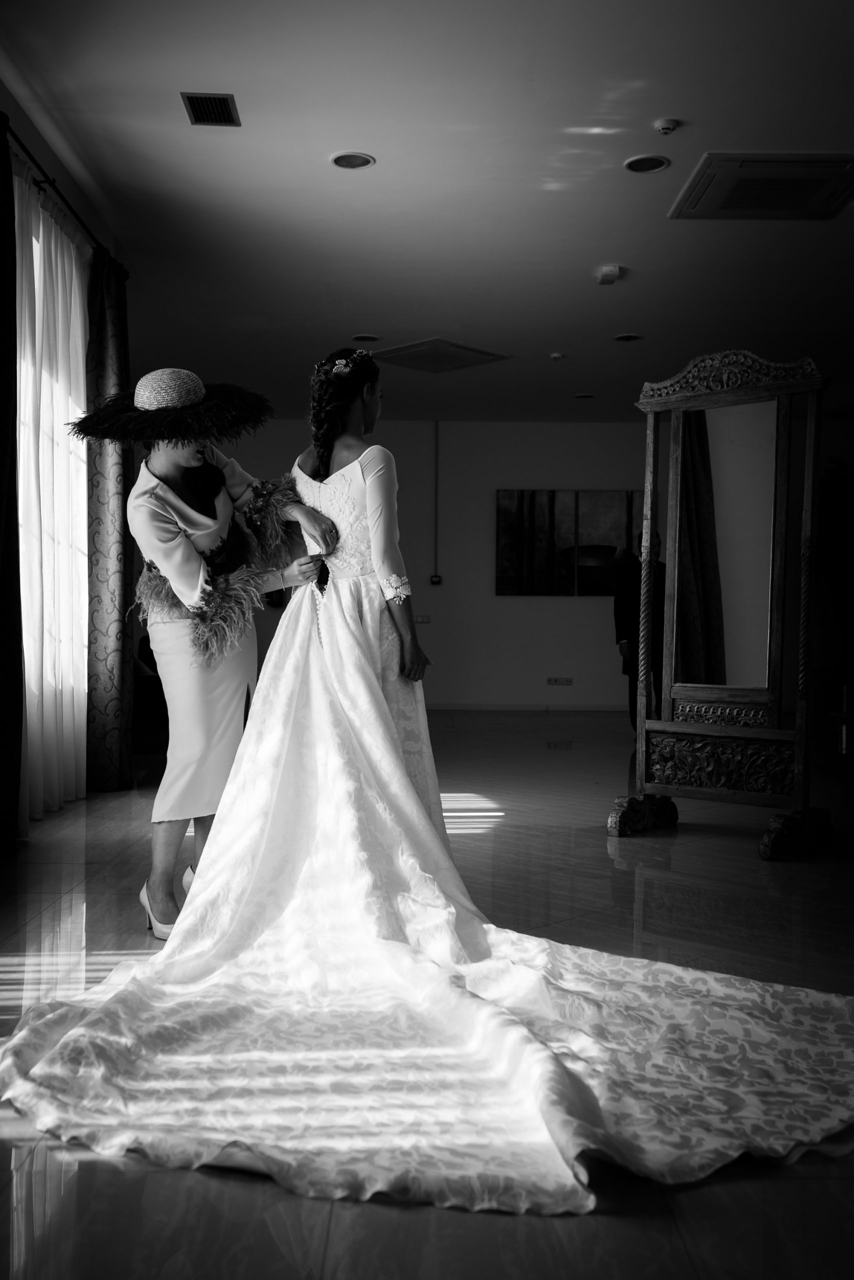 beatriz alvaro - coleccion - novias - 2019 - LIVEN-AlejandrayDavid- (CAMBIA)