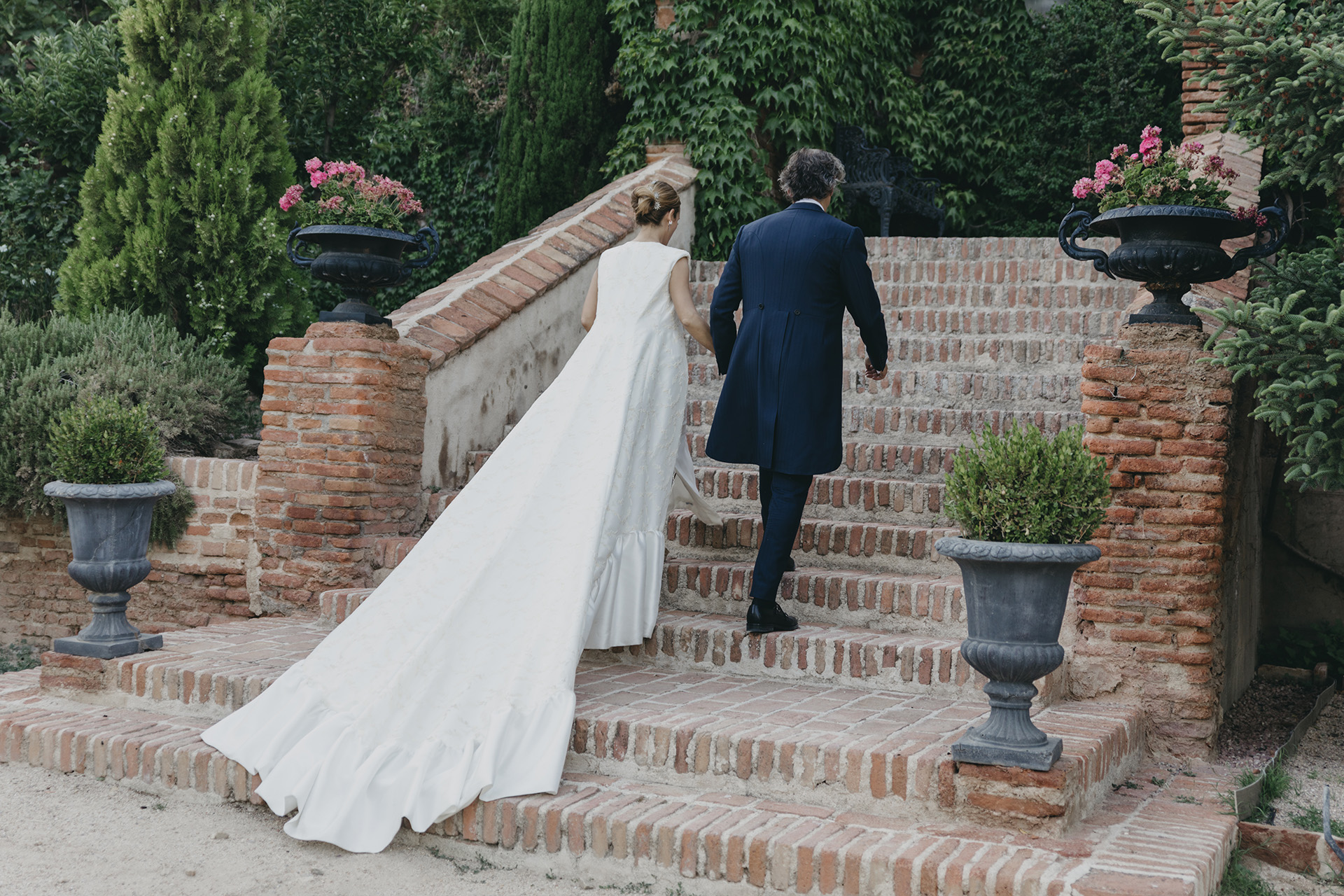 beatriz alvaro - coleccion - novias - 2022 - Miriam hacer vertical CAMBIA