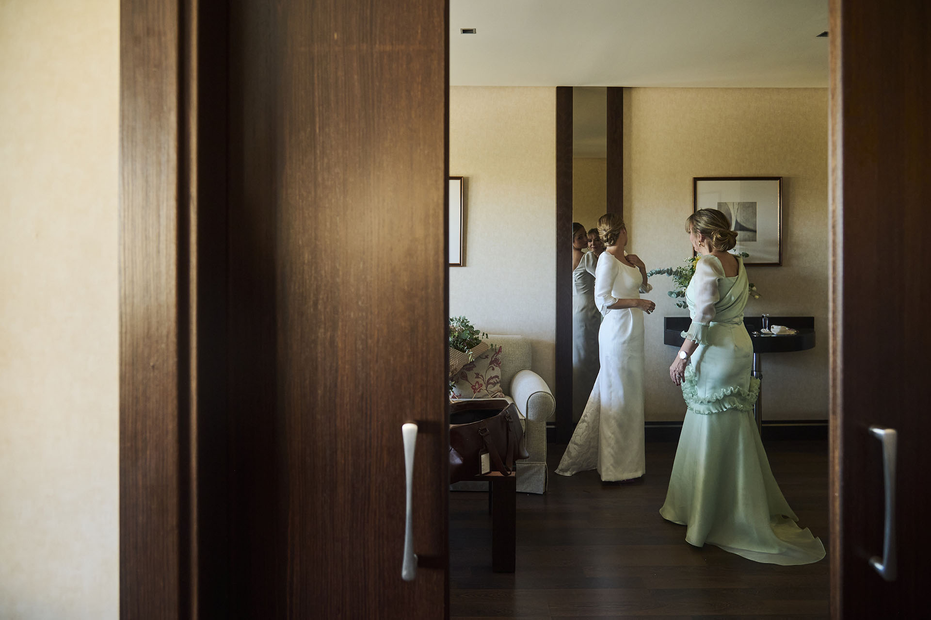 beatriz alvaro - coleccion - novias - 2022 - irene (3) cortar puerta PRIMERA