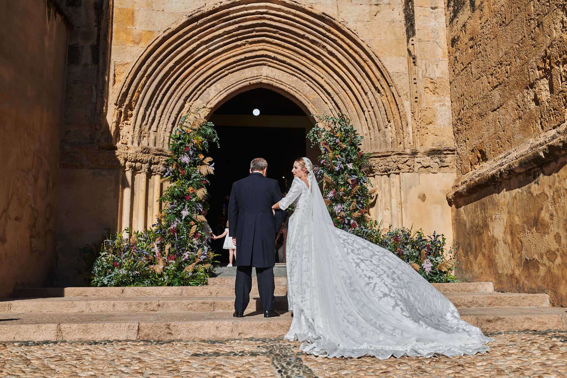 beatriz alvaro - coleccion - novias - 2022 - irene (CAMBIA) (2)