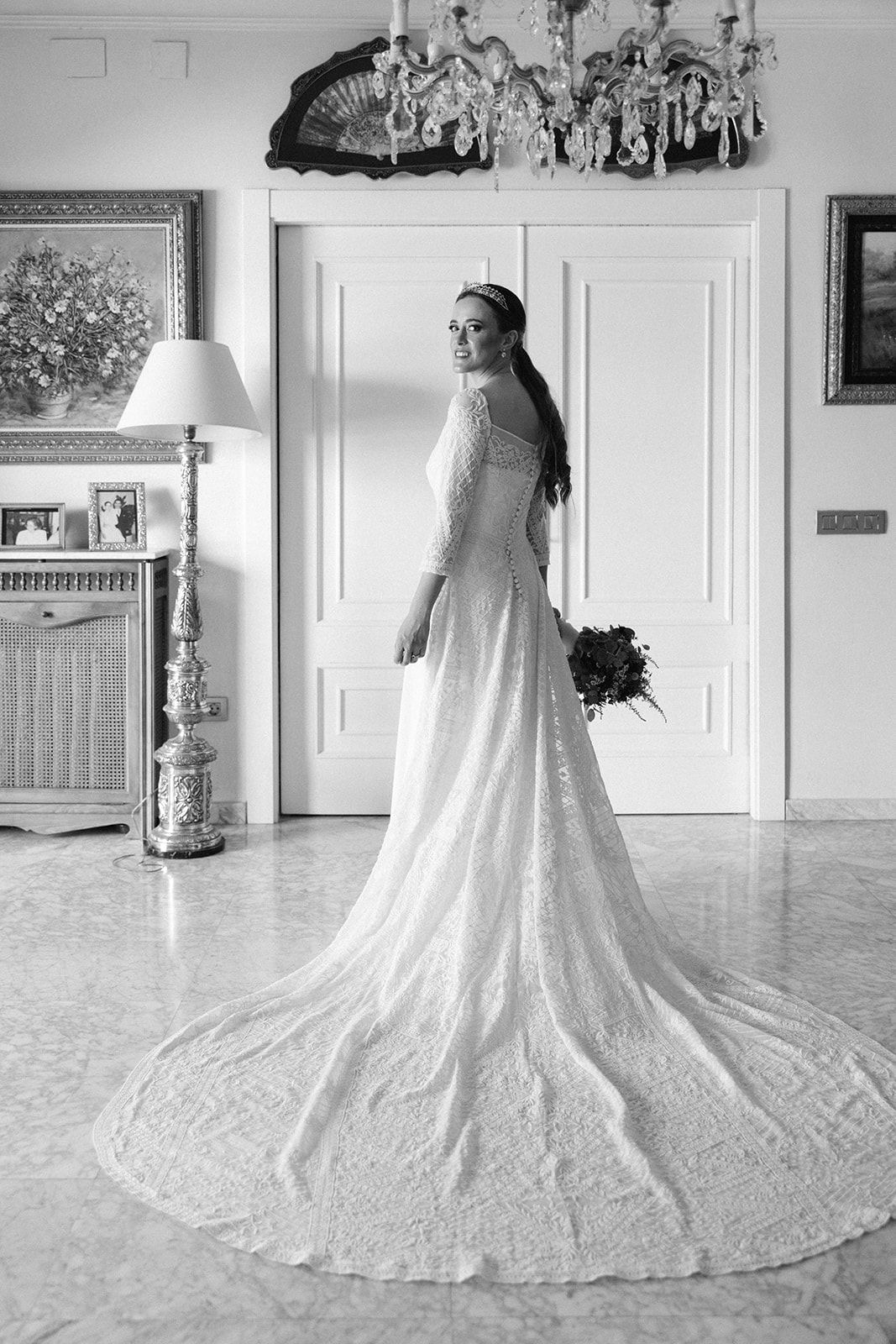 beatriz alvaro - coleccion - novias - 2024 - sol CAMBIA (1)