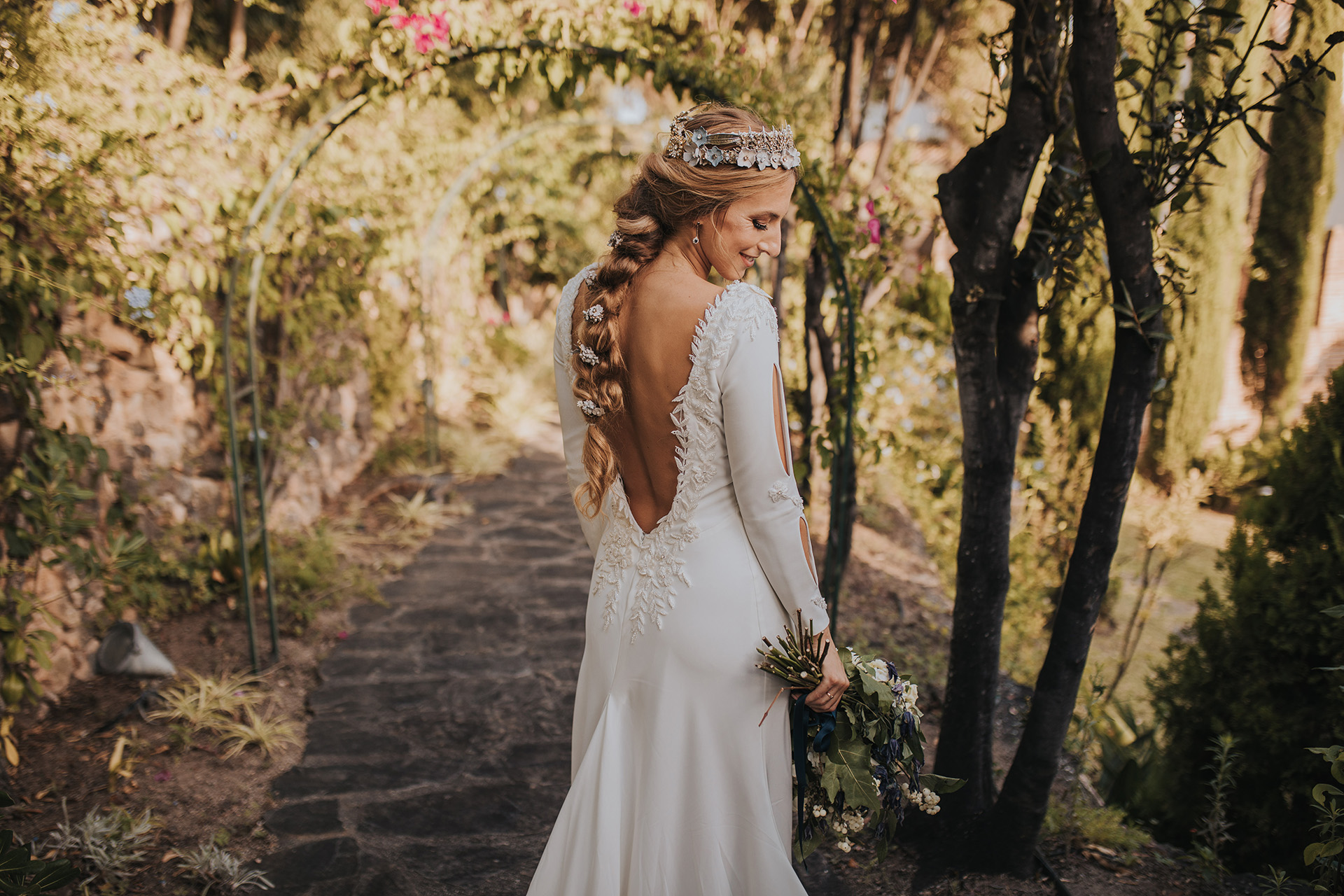 beatriz alvaro - coleccion - novias - 2019 - Iris (1)