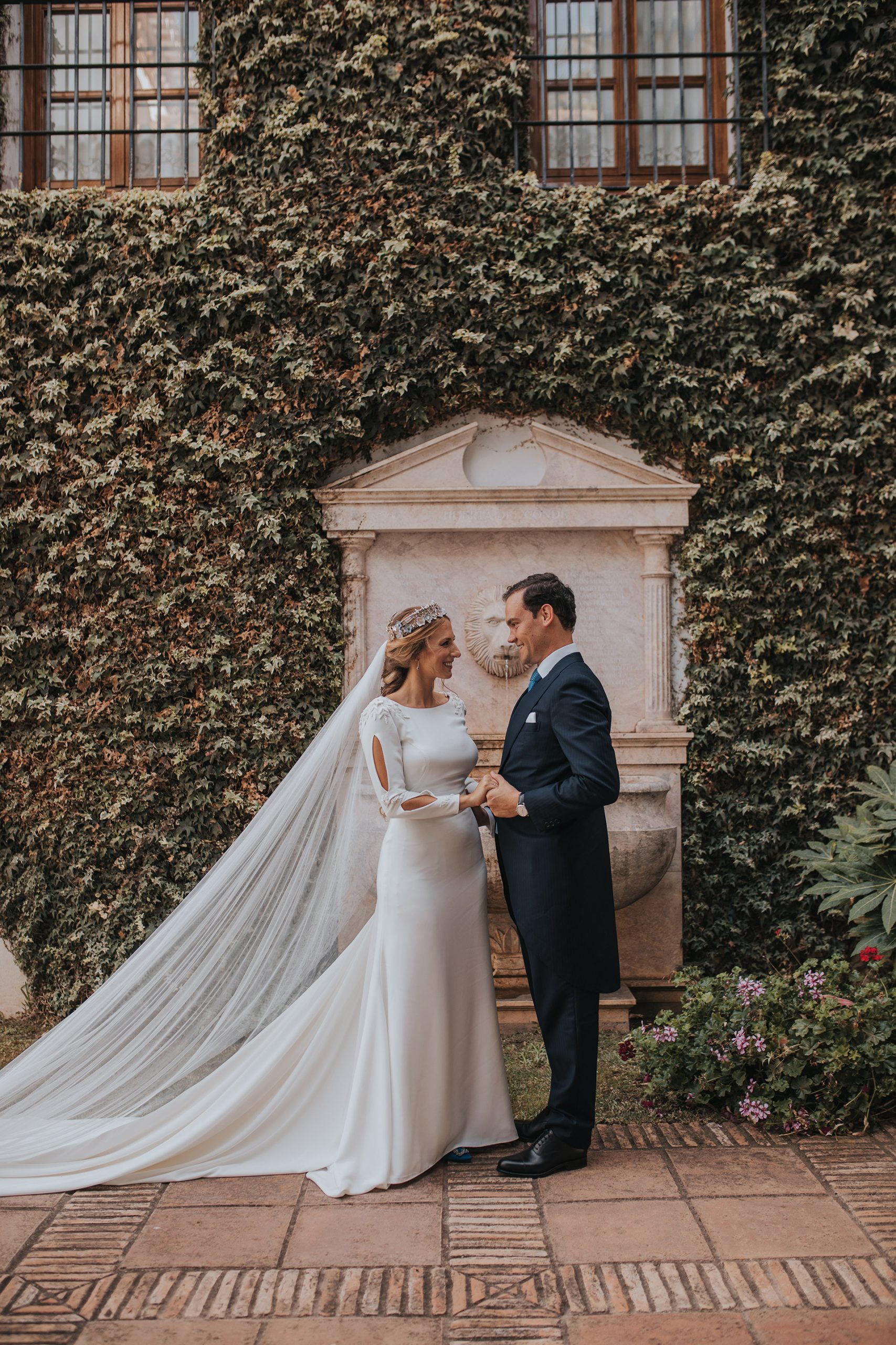 beatriz alvaro - coleccion - novias - 2019 - Iris (3)